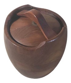 Example of Design Room Accents and Accessories