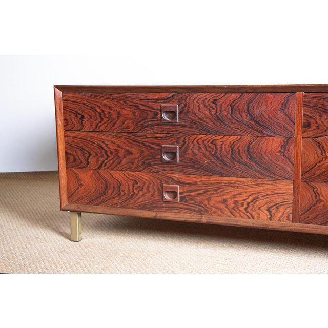 Low Danish Chest of Drawers in Rosewood by Erik Brouer for Brouer Møbelfabrik, 1960 For Sale - Image 12 of 15