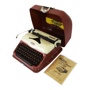 1950's Triumph Brand Gabriele Model Portable Typewriter