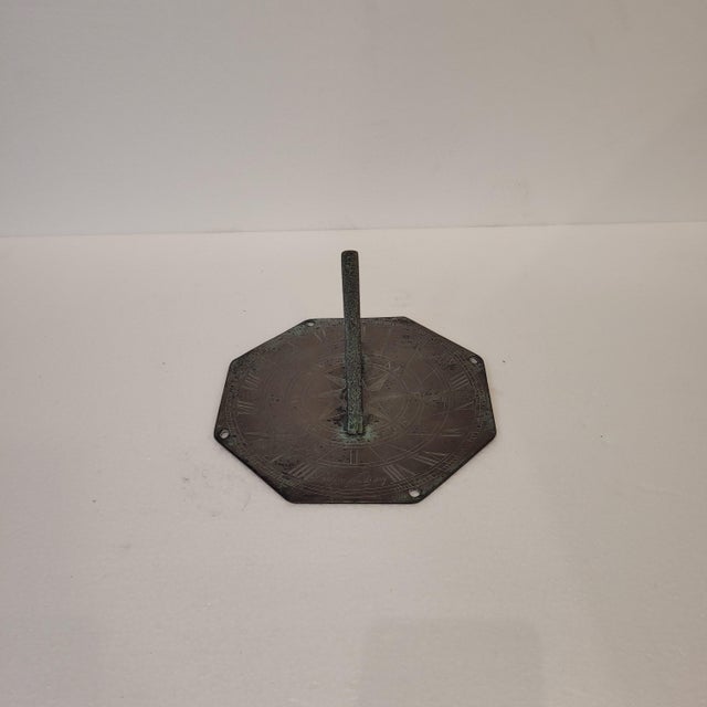 Metal Sundial in Patinated and Engraved Bronze, 1720 For Sale - Image 7 of 14