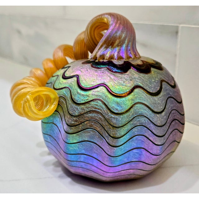 2010s Eric Dandurand Iridescent Art Glass Pumpkin – Harmony Glassworks 2012 For Sale - Image 5 of 9