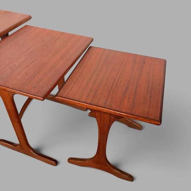 Mid-Century Teak Nest of Three Tables by V. B. Wilkins for G Plan, 1960s For Sale - Image 4 of 7