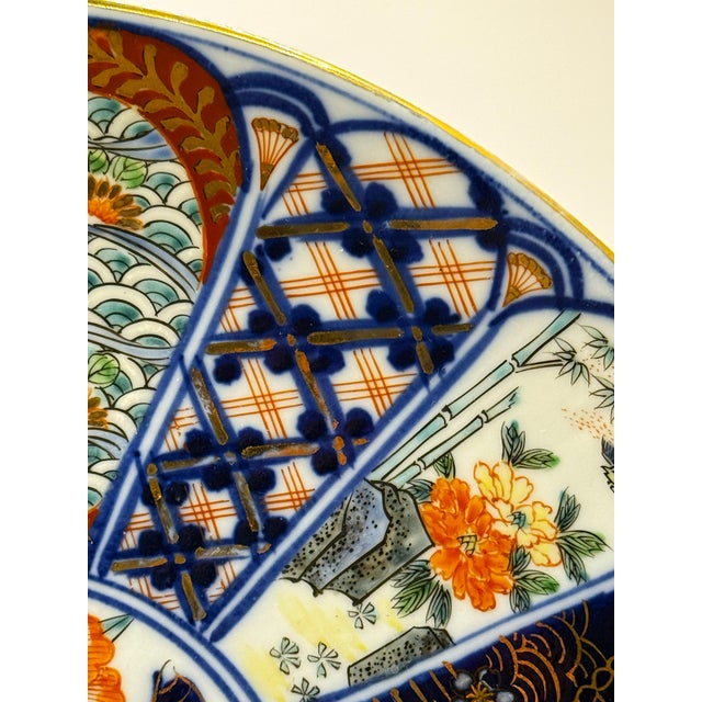 Imari Porcelain Antique Japanese Imari Plate – Late Edo to Early Meiji Period, 1860 - 1890 For Sale - Image 4 of 11