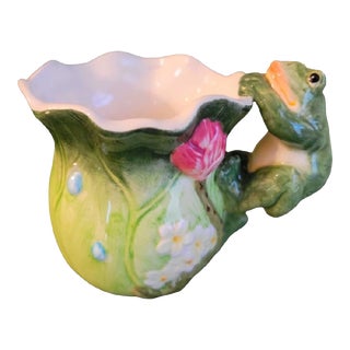 Vintage Small Whimsical Frog Scalloped Floral Vase Fitz and Floyd Style For Sale