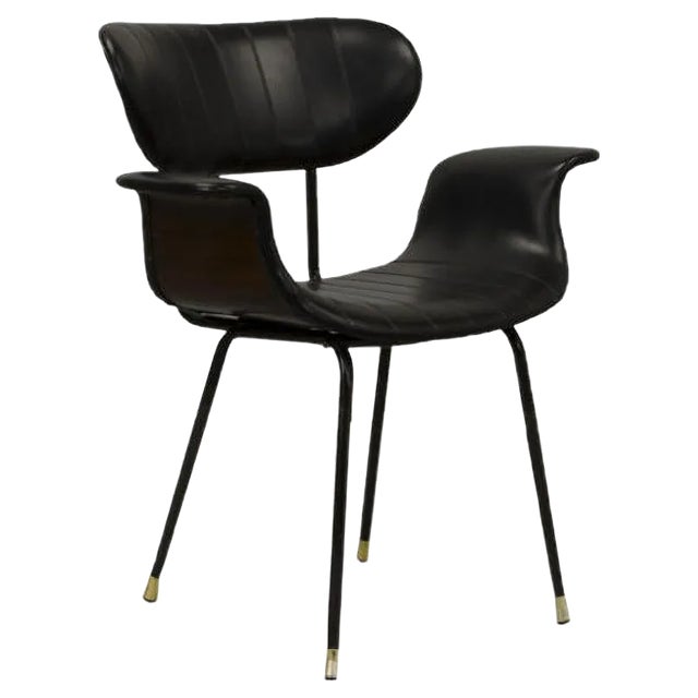 Italian Rosewood & Black Leatherette Swan Chair with Black Steel Feet & Brass Tips, 1960s For Sale