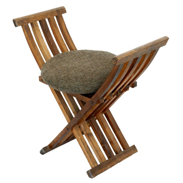 1970s Vintage Handcrafted Folding Peruvian Chair For Sale - Image 4 of 9