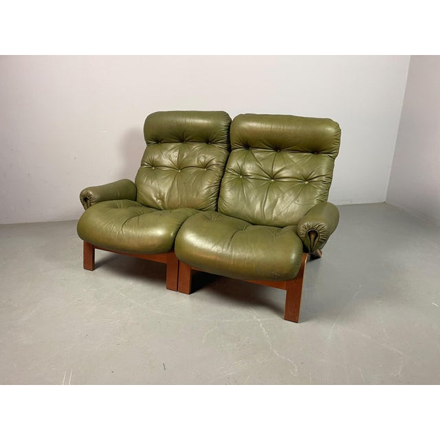 1960s Vintage Scandinavian Two-Seater Ry-Wing Lounge Sofa in Olivegreen Leather by Elsa and Nordahl Solheim for Rybo Rykken & Co, 1960s For Sale - Image 5 of 18