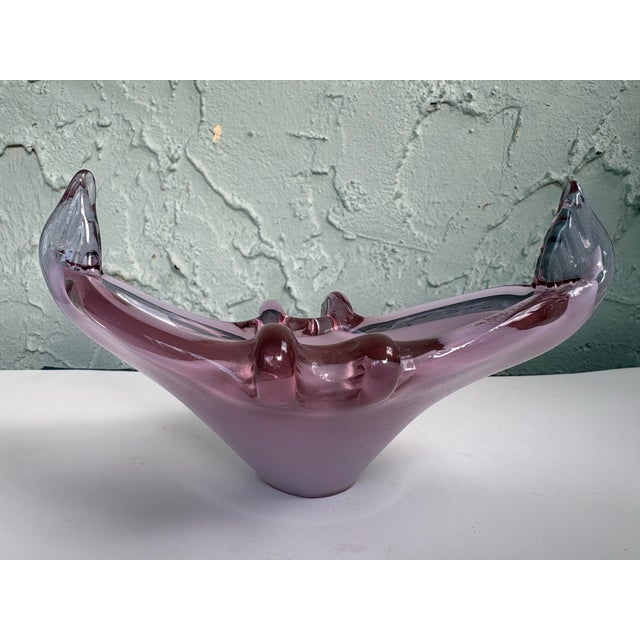 Mid-Century Italian Sommerso Art Glass Centerpiece Bowl Attributed to Murano For Sale - Image 4 of 10