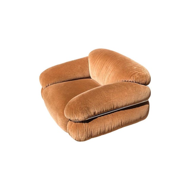 Mid-Century Modern Space Age Sesann Chair in Camel Brown Alpaca Velvet by Gianfranco Frattini for Cassina, 1972 For Sale - Image 3 of 10