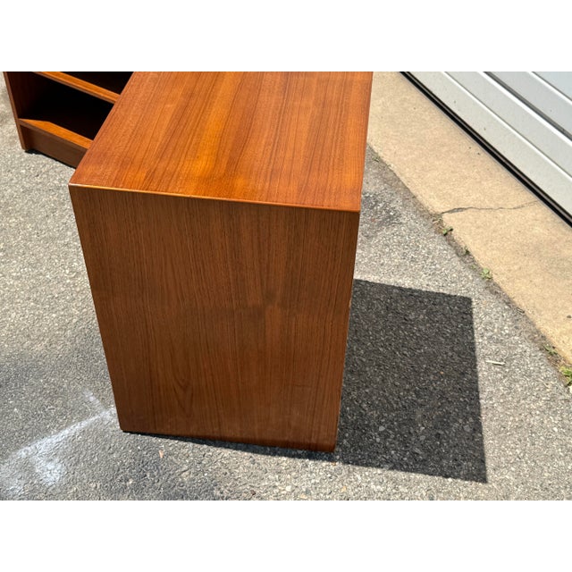 Pair of Danish Modern 1-Drawer Teak Nightstands For Sale - Image 11 of 12