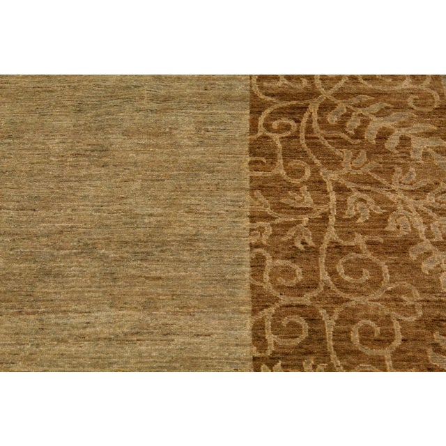 1980s Bohemian Ziegler Green Brown Hand-Knotted Wool Rug - 8'11'' X 11'10'' For Sale In New York - Image 6 of 8