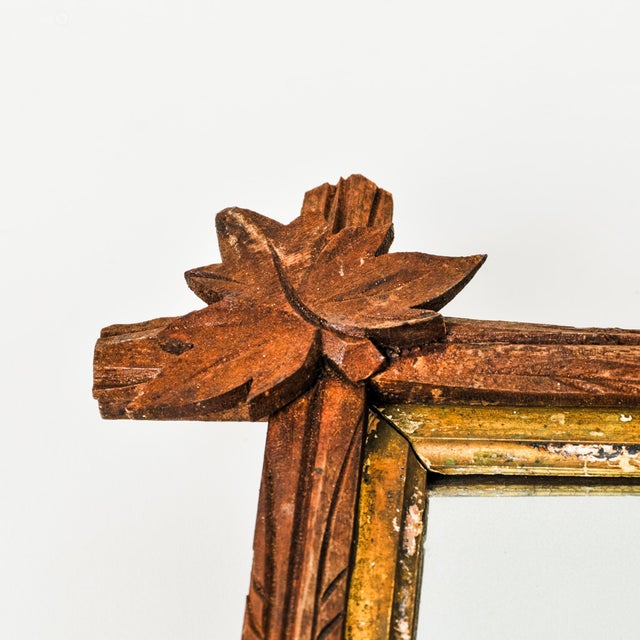 Early 20th Century Antique Folk Art Carved Wood Tramp Adirondack Gilt Mirror in Brown and Gold For Sale - Image 5 of 10