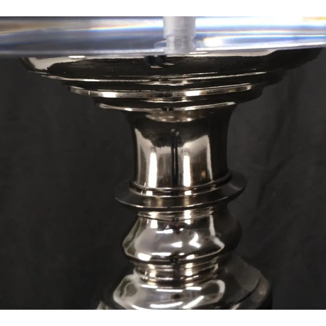 Mid-Century Modern Mid Century Modern Haziza Clear Lucite Round Pedestal Side Table Stand For Sale - Image 3 of 13