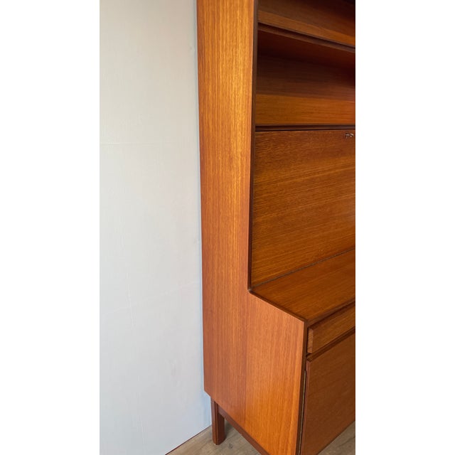 Mid-Century Modern Scandinavian-Style Teak Bookcase from Vanson, 1960s For Sale - Image 13 of 16