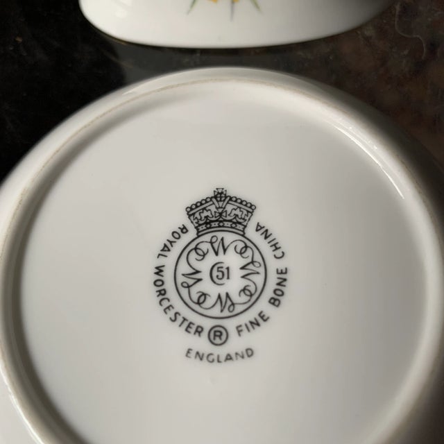 Mid 20th Century Two Mid-Century Royal Worcester Bone China Cigarette Holders With Small Plate - 4 Pieces For Sale In New York - Image 6 of 13