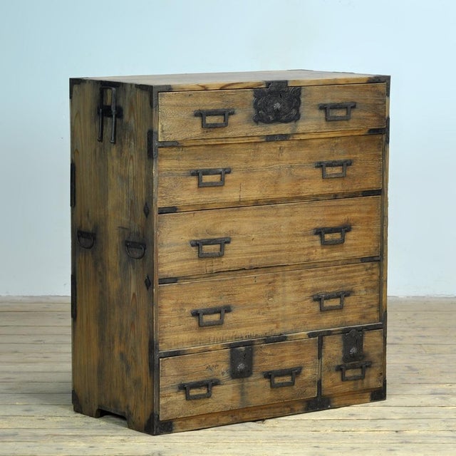 Japanese Tansu Chest of Drawers, 1870 For Sale - Image 15 of 15