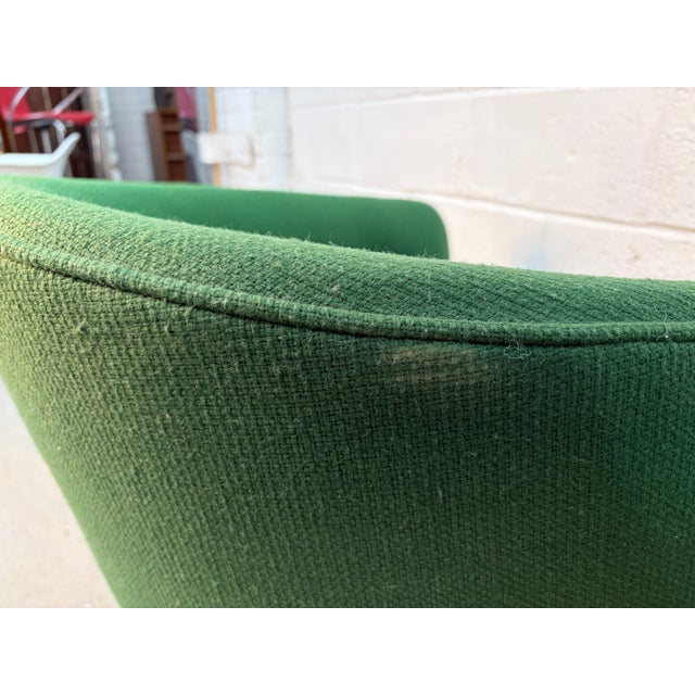 Pair of Vintage Green Barrel Back Swivel Lounge Chairs For Sale - Image 10 of 11