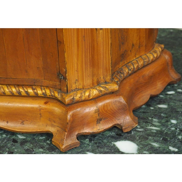 Wood Circa 1800 Venetian Table Box in Carved Swiss Pine For Sale - Image 7 of 18