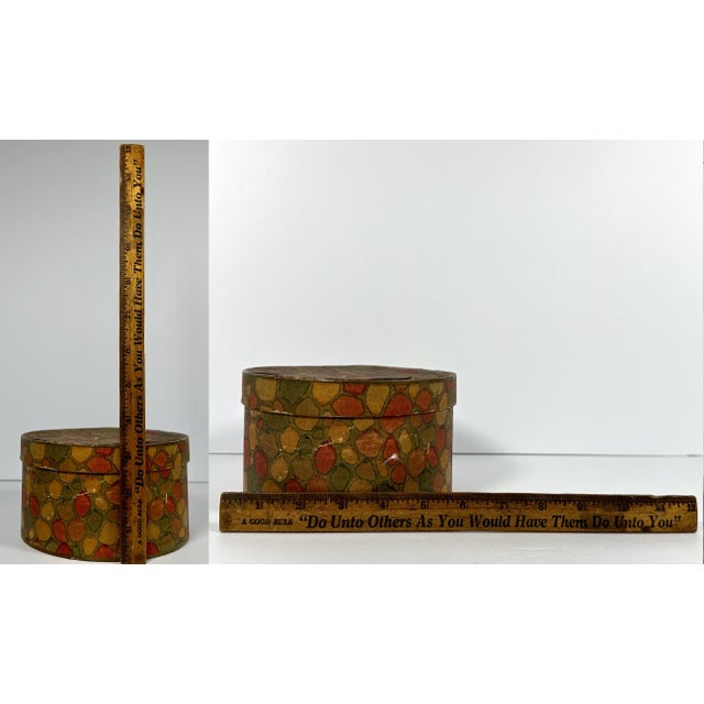 Antique Wallpaper Band Box: Mid 19th Century Lidded Container For Sale - Image 10 of 10