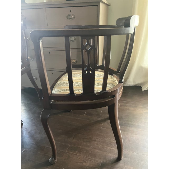 Early 20th Century Edwardian English Tub Chairs For Sale - Image 4 of 14