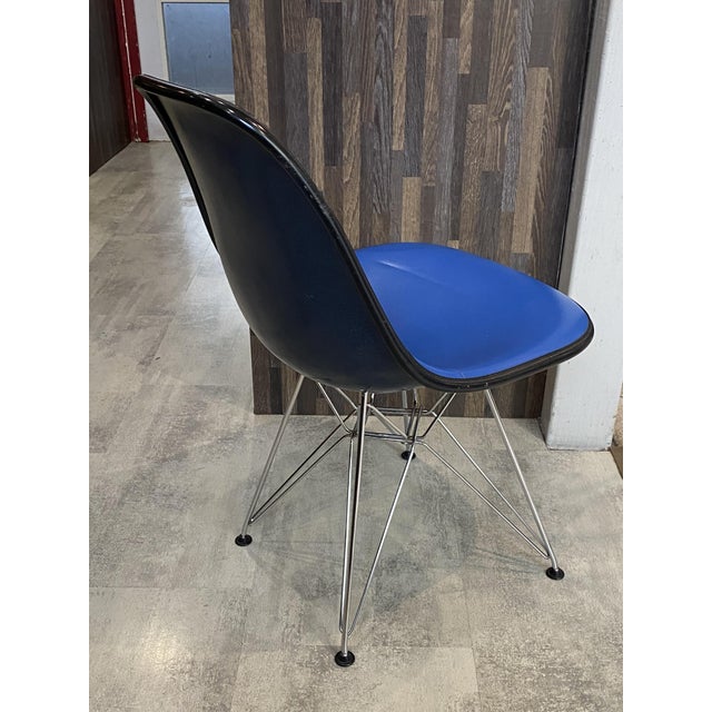 Vintage Blue Vinyl and Fiberglass Chair by Charles and Ray Eames for Herman Miller, 1950s For Sale - Image 12 of 18
