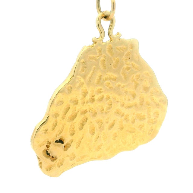 1970s Italian Modernist 14k Gold Handcrafted Sculptural Ram Pendant, Circa 1975 For Sale - Image 5 of 12