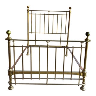Vintage Traditional Brass Queen Size Bedframe For Sale