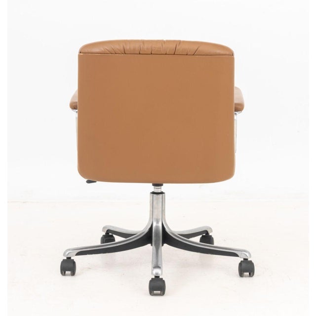 Metal Osvaldo Borsani Swivel Office Chair, Ca. 1970 For Sale - Image 7 of 7