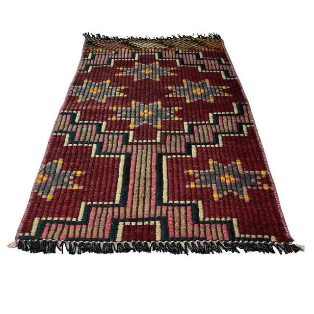 Turkish Kilim Rug, 1970s For Sale - Image 10 of 10