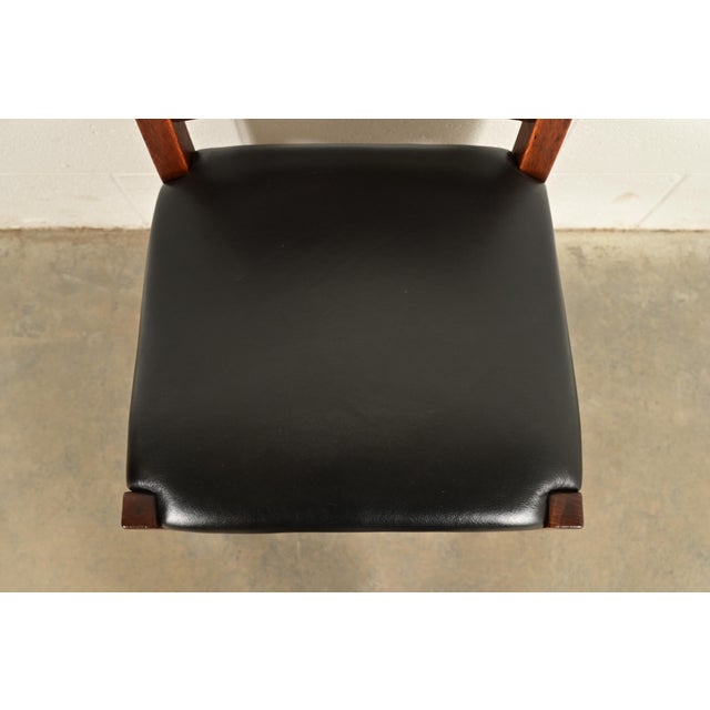 Brown L. & J. G. Stickley Antique Mission Oak Arts & Crafts Ladder Back Side Chairs or Dining Chairs, Pair For Sale - Image 8 of 14