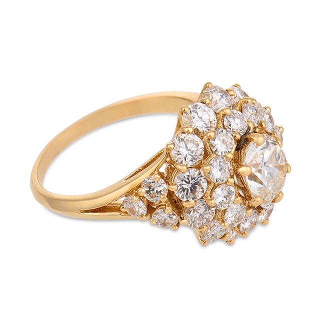 Mid 20th Century French Gia 1.10 Carat Old Mine Cut Diamond 18k Yellow Gold Cluster Ring, , Size 7 For Sale - Image 4 of 8