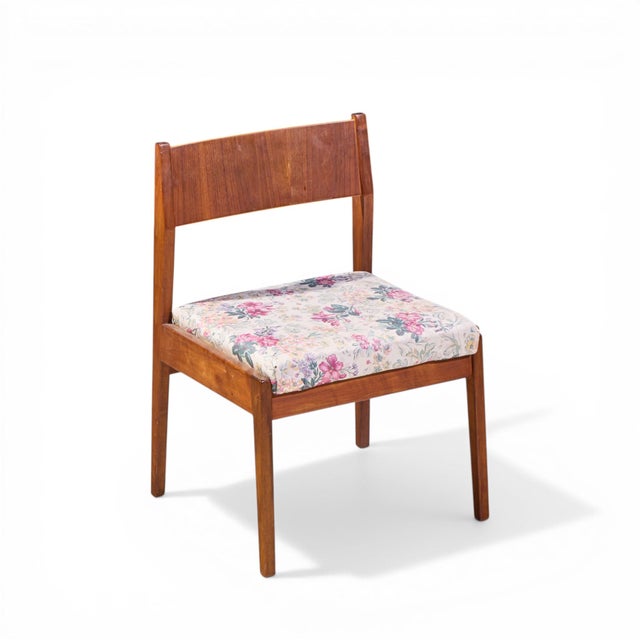 Jens Risom Mid Century Walnut Dining Chair For Sale - Image 9 of 9