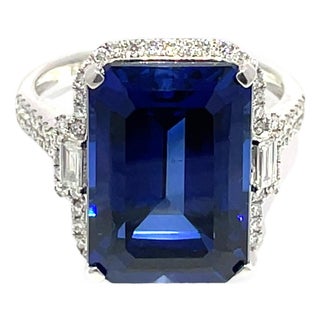 14k White Gold Emerald-Cut Blue Sapphire & Diamond Ring, Size 6 For Sale