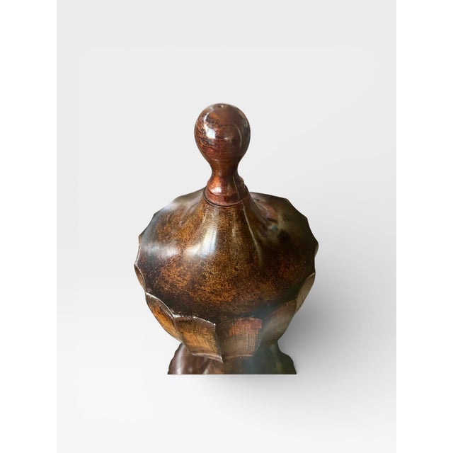 Neoclassical Late 20th Century Pair of Vintage Turned Wood Urn Finials or Decorative Objects For Sale - Image 3 of 8