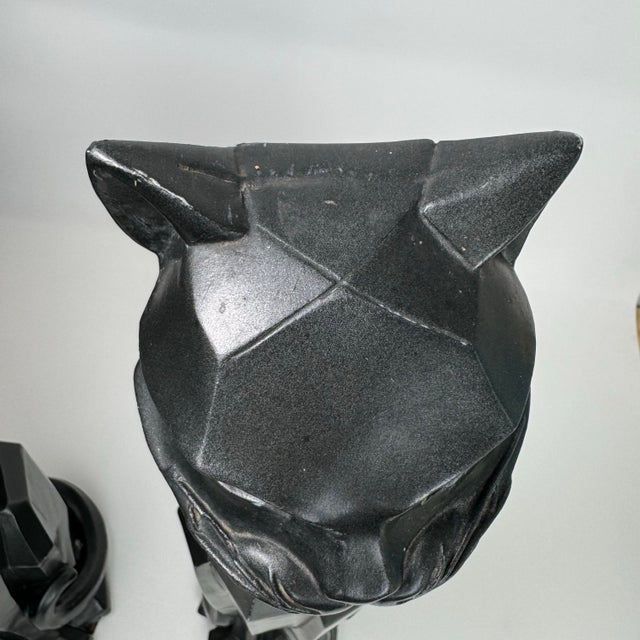 Vintage Mid Century Modern Cubist Cat Sculptures Modernist Art Decor – Hollywood Regency Abstract Cat Pair For Sale - Image 12 of 12