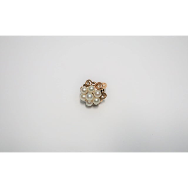 Pearl and Gold Cocktail Ring For Sale In New York - Image 6 of 12