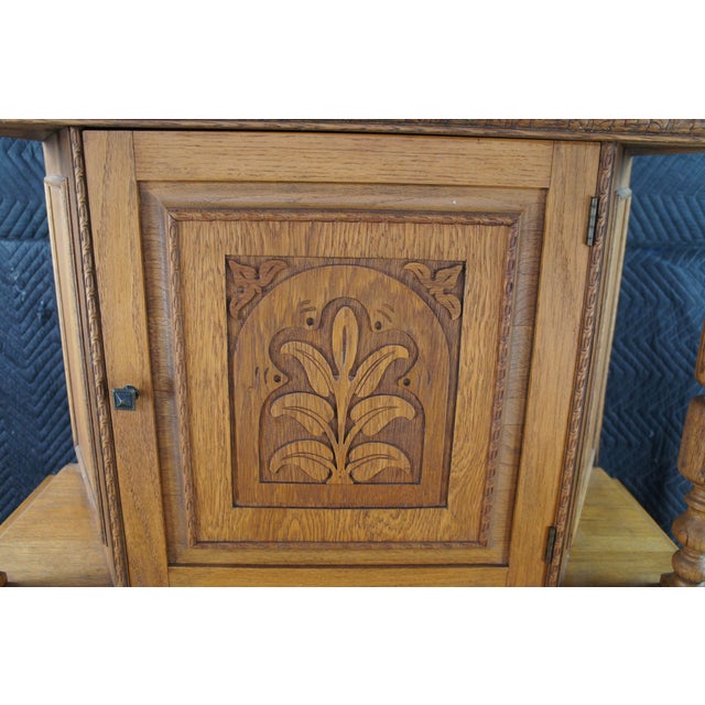 Late 20th Century Late 20th Century Jacobean Revival Quartersawn Oak Court Cupboard China Cabinet Hutch 59" For Sale - Image 5 of 13