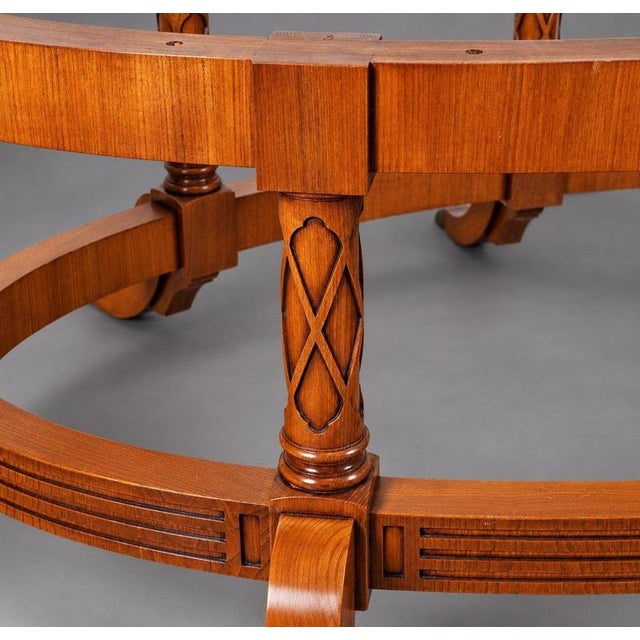 1950s Large Burr Walnut Extending Oval Dining Table, 1950 For Sale - Image 5 of 12