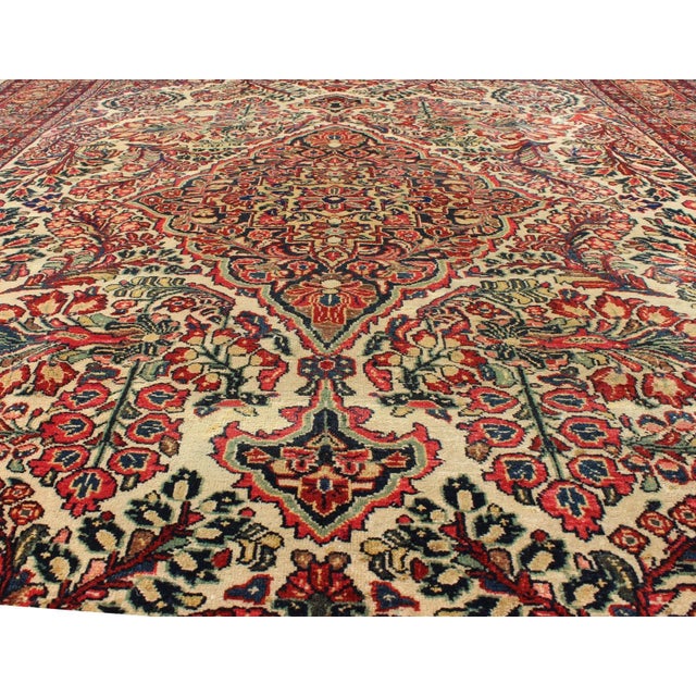 Very Detailed Fine Weave Antique Persian Sarouk Feraghan in Ivory Background For Sale In Atlanta - Image 6 of 10