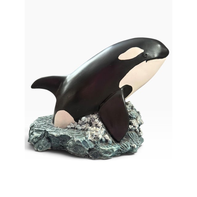 Coastal Vintage 1990 Sandicast #286 Orca Whale Sculpture, Sandra Brue For Sale - Image 3 of 7
