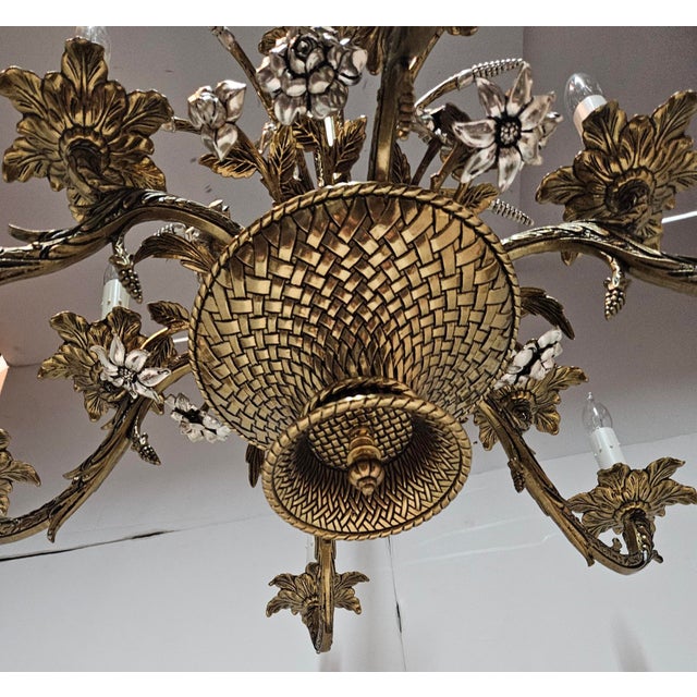 1960s Hollywood Regency Twelve Light Brass Wheat Sheaf Chandelier For Sale - Image 5 of 8