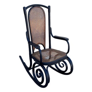 Mid-Century Era Bent Oak & Cane Scrolling Rocking Chair by Thonet Hermanos For Sale