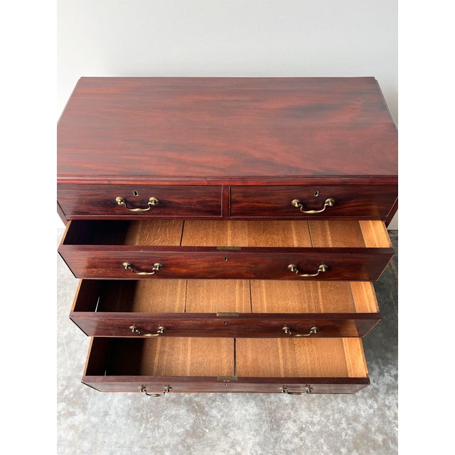 Antique English George III Chest of Drawers For Sale In Portland, OR - Image 6 of 16