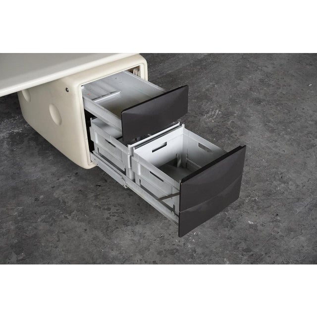 Beige Jet Corner Desk by Ernest Igl for Wilhelm Werndl, Germany, 1970s For Sale - Image 8 of 11