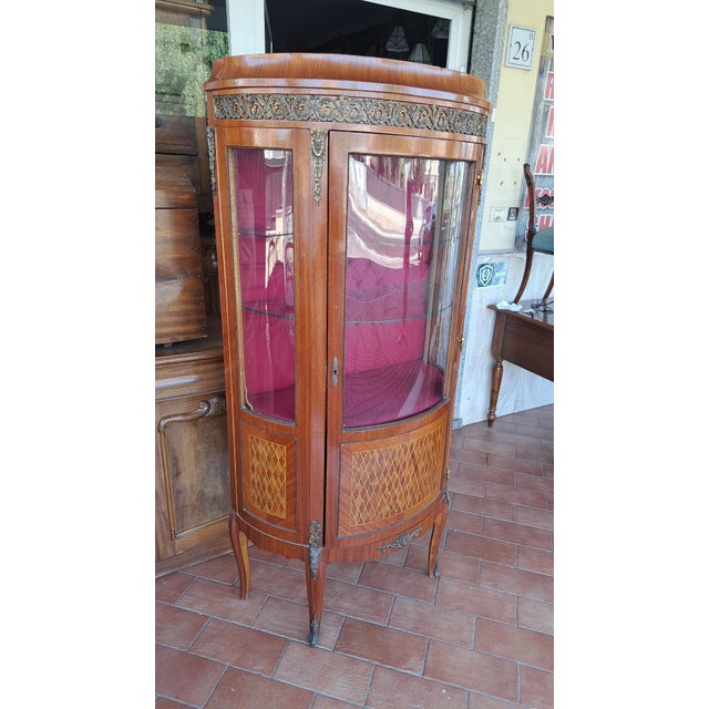 Second Empire / Napoleon III (1852 - 1870) French Louis XV-style display cabinet, half-moon shape, richly inlaid walnut...