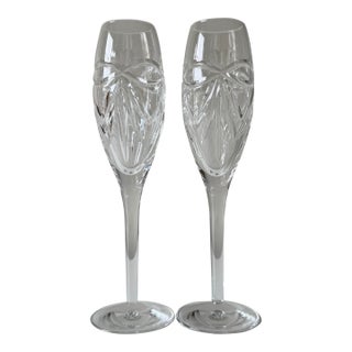 Late 20th Century Pair of Waterford Crystal Bow Pattern Flutes For Sale