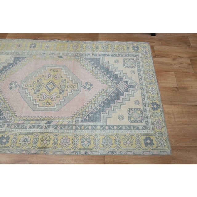 Textile 1970s Vintage Handmade Wool Cotton Pink Area Rug For Sale - Image 7 of 11