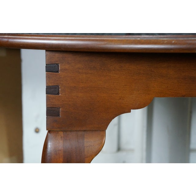 Brown Broyhill Furniture Village Tapestry Queen Anne Style Dining Breakfast Table 68" For Sale - Image 8 of 18