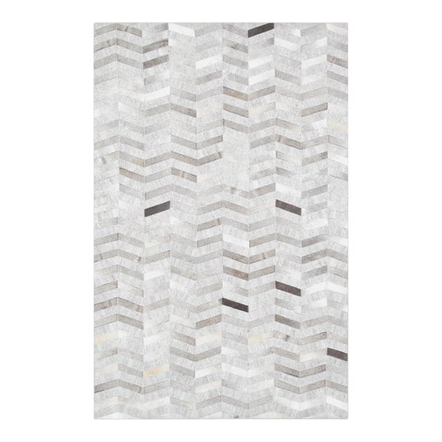 Galaxy Cowhide & Sari Silk Silver Area Rug, 5' 0'' X 8' 0'' For Sale