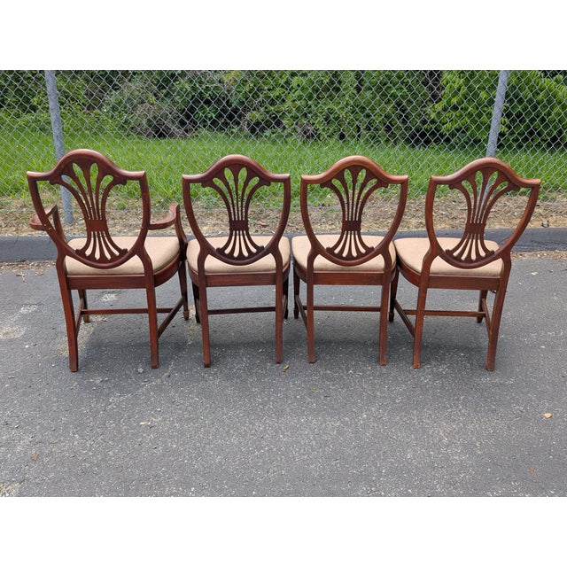 Vintage Drexel Hepplewhite Style Carved Shield Back Dining Chairs - Set of 4 For Sale In Washington DC - Image 6 of 18